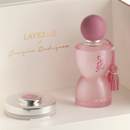 باكج جورجينا من لافيرن – عطر سينس برفقة باودر خاص وحقيبة أنيقة 3_b95aa36d-0f30-4a7f-8b0c-b91f50de41a1